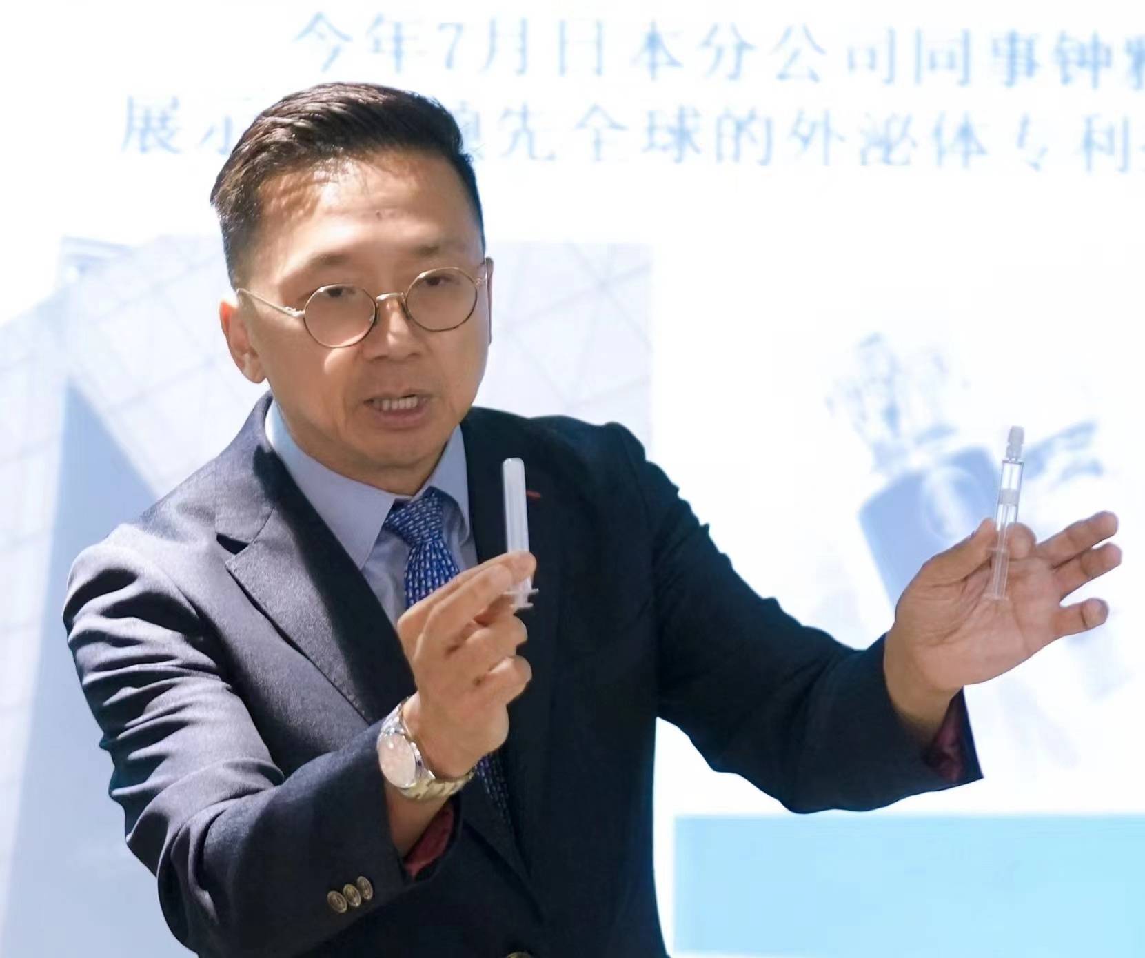 2025澳门精准资料大全—欢迎与警惕虚假宣传-全面释义，专家全面解释与落实